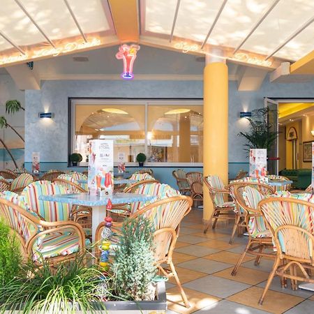 Hotel Ettoral Лидо ди Йезоло Екстериор снимка