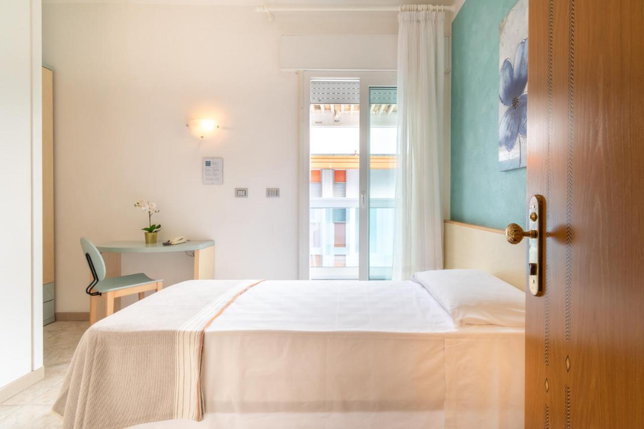 Hotel Ettoral Лидо ди Йезоло Екстериор снимка