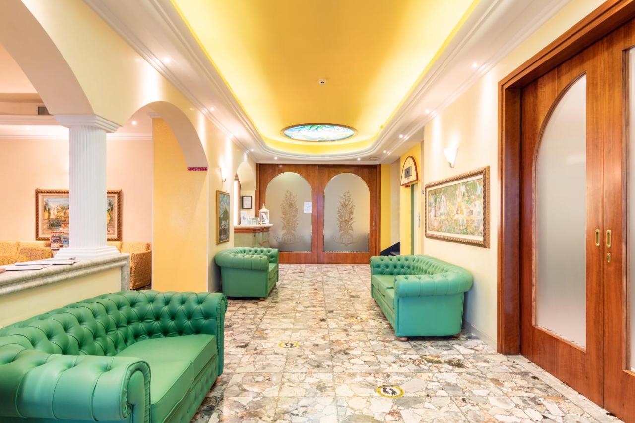 Hotel Ettoral Лидо ди Йезоло Екстериор снимка