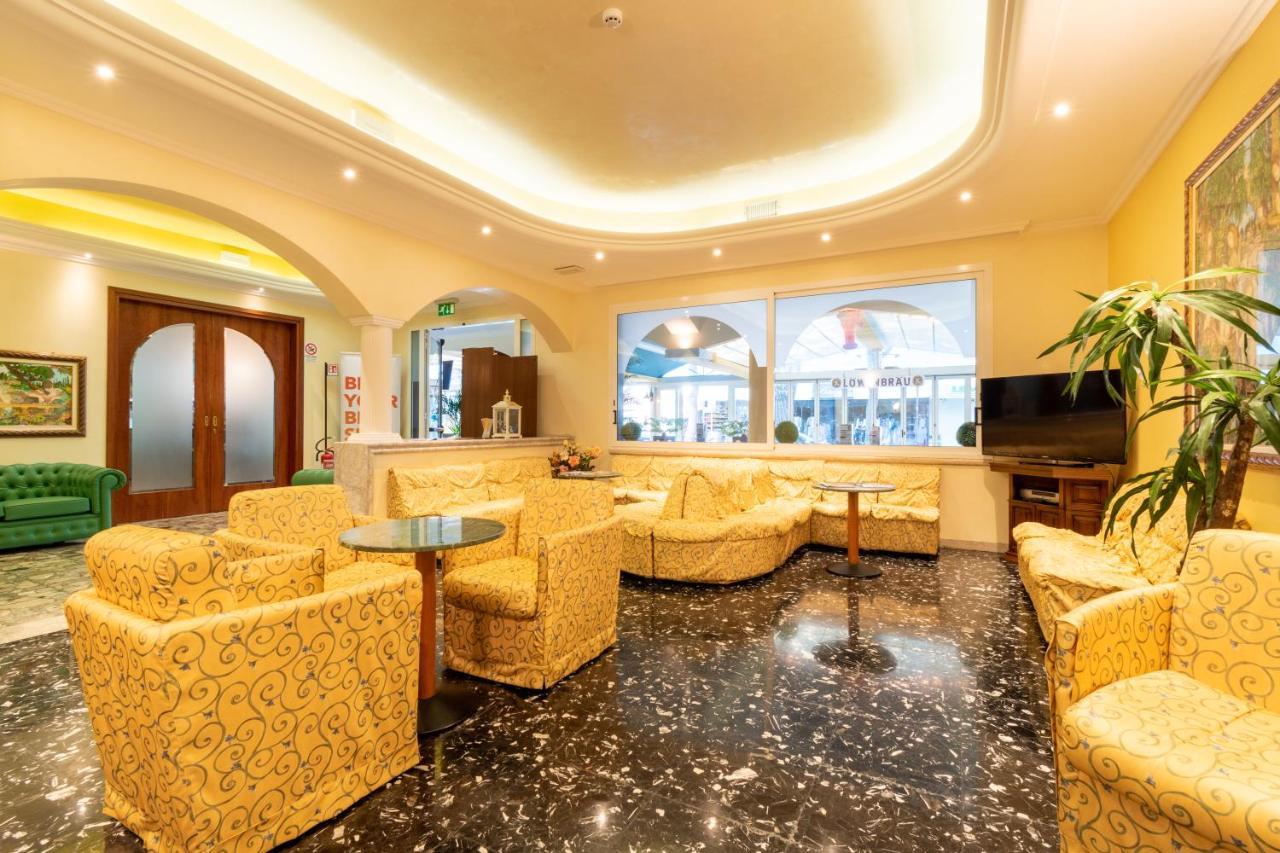 Hotel Ettoral Лидо ди Йезоло Екстериор снимка